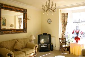 The Bedrooms at Savoy Court Hotel