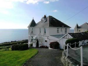 Morwendon House