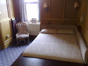 The Bedrooms at Rowers Hotel
