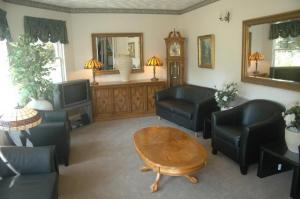 The Bedrooms at Somerton Lodge Hotel