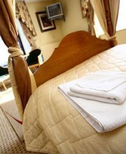 The Bedrooms at Thomas Arms Hotel