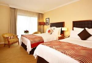 The Bedrooms at London Marriott Hotel Marble Arch