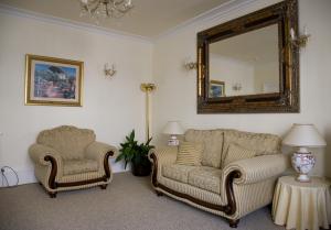 The Bedrooms at Savoy Court Hotel