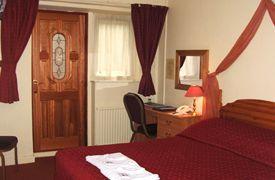The Bedrooms at Royal Sportsman Hotel