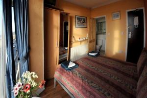 The Bedrooms at Leonardos Guest House