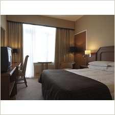 The Bedrooms at Hilton Aberdeen Treetops Hotel