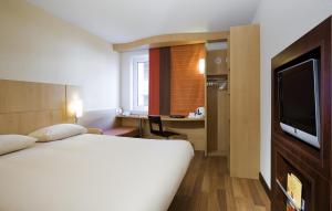 The Bedrooms at Ibis Bristol Temple Meads