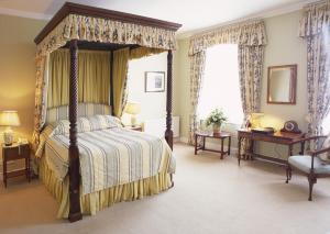 The Bedrooms at The Whipper-In Hotel