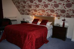 The Bedrooms at Glenburn Hotel and Restaurant in Windermere