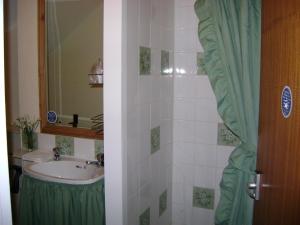 The Bedrooms at The Malvern Guesthouse and The Blues Grill