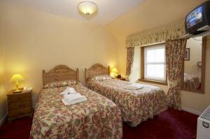 The Bedrooms at The Loch Leven Hotel