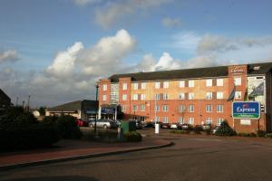 Express by Holiday Inn Cardiff Bay