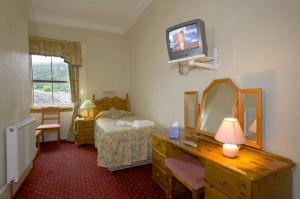 The Bedrooms at The Loch Leven Hotel