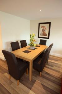 The Bedrooms at Woodlands Manor Apartments