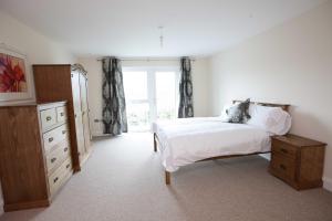 The Bedrooms at Woodlands Manor Apartments