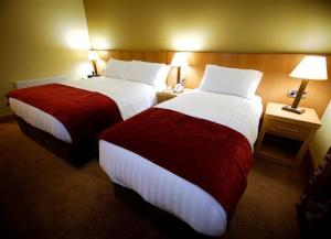The Bedrooms at Belmore Court and Motel