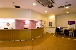 The Bedrooms at Premier Inn Manchester City Centre (Portland Street)