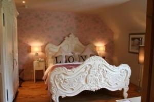 The Bedrooms at Glenskirlie House And Castle