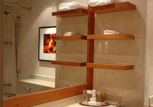 The Bedrooms at London Marriott Hotel Regents Park