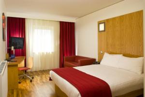 The Bedrooms at Ramada Encore Belfast City Centre