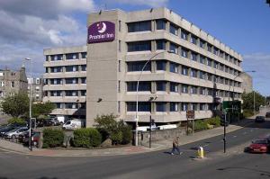 The Bedrooms at Premier Inn Aberdeen City Centre