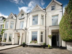 The Bedrooms at Ennislare Guest House