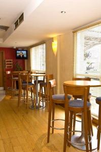 The Bedrooms at Premier Inn Bristol Cribbs Causeway
