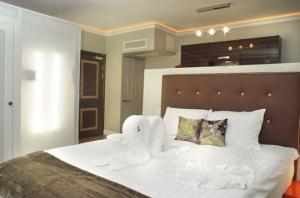 The Bedrooms at Apart Hotel 73