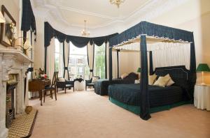 The Bedrooms at Kildonan Lodge Hotel