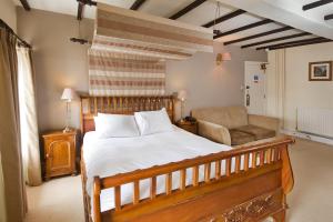 The Bedrooms at The Cock