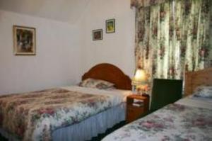The Bedrooms at Masslink Guest House