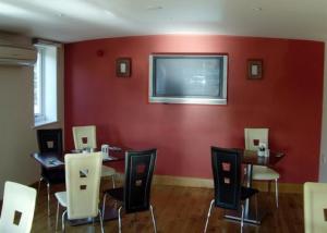The Bedrooms at Milton Keynes Hotel (formerly Comfort Inn)