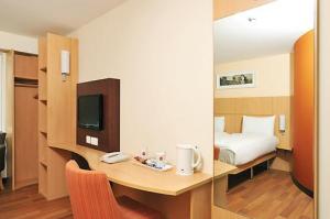 The Bedrooms at ibis Belfast City Centre