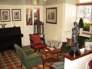 The Bedrooms at The White Hart Hotel