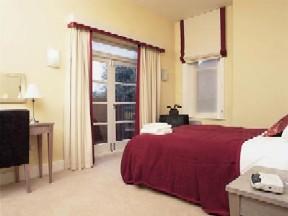 The Bedrooms at SACO Cardiff - Cathedral Road