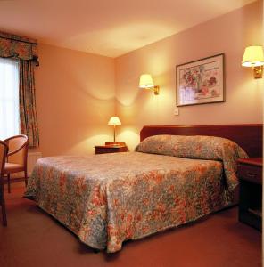 The Bedrooms at The Fenwick Hotel
