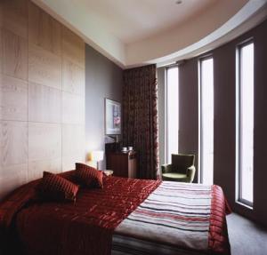 Ramada Crewe