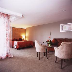 The Bedrooms at Ramada Crewe