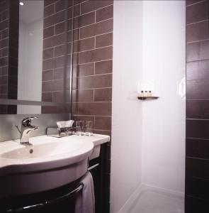 The Bedrooms at Ramada Crewe