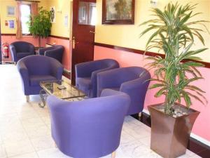 The Bedrooms at Milton Keynes Hotel (formerly Comfort Inn)