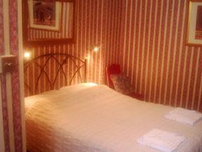The Bedrooms at Jenivore Hotel (Non-Smoking) - BandB