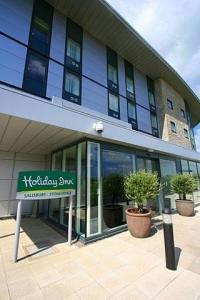 The Bedrooms at Holiday Inn Salisbury-Stonehenge
