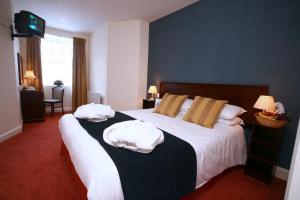 The Bedrooms at Huntly Arms Hotel