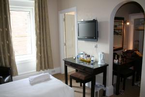The Bedrooms at Thorlee Guest House