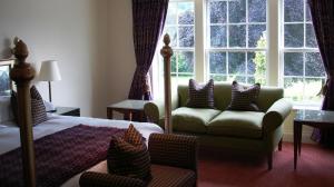 The Bedrooms at Wentbridge House Hotel