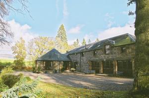 Lochside Lodge and Roundhouse Restaurant