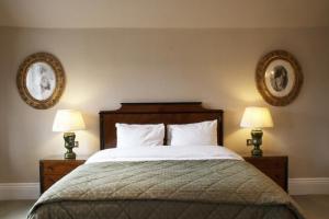 The Bedrooms at Hendon Hall