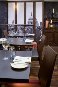 The Restaurant at Mercure London Bankside