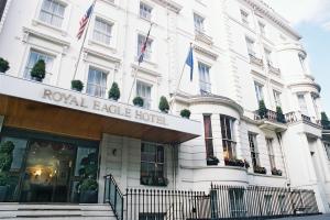 The Bedrooms at Royal Eagle Hotel
