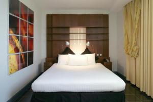 The Bedrooms at Radisson SAS Hotel Leeds